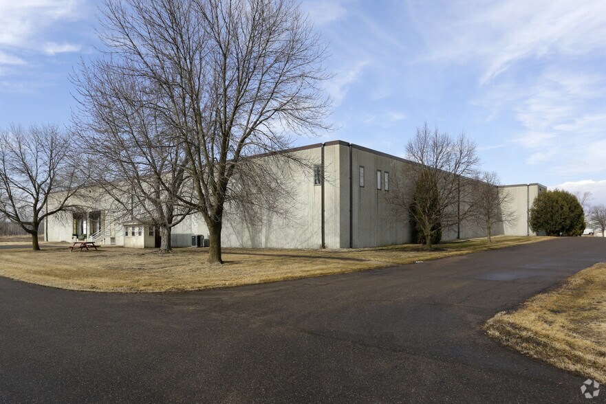 1325 S Frandsen Ave S, Rush City, MN for lease - Building Photo - Image 3 of 21