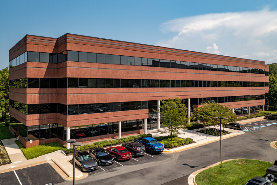 1768 Business Center Dr, Reston, VA 20190 - Hunt Bldg / Lake Fairfax ...