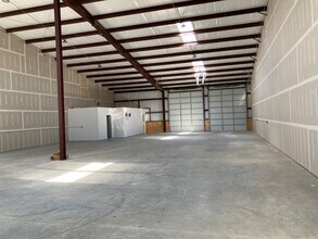 4580 J D Mouser Pky, Alvarado, TX for lease Building Photo- Image 2 of 4