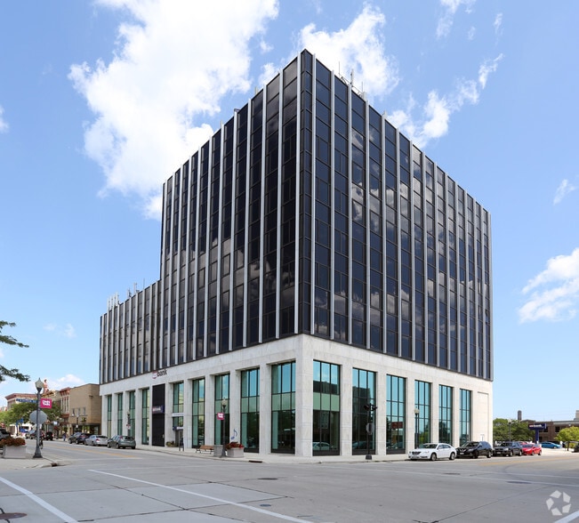 605 N 8th St, Sheboygan, WI 53081 Office Space For Lease In US Bank