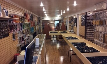 8344-8348 Beverly Blvd, Los Angeles, CA for lease Interior Photo- Image 1 of 2