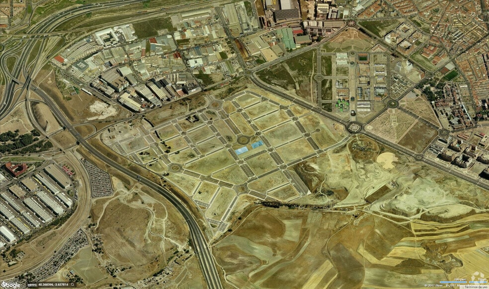 Calle Pedrafita Do Cebreiro, Madrid, Madrid for lease - Building Photo - Image 2 of 2