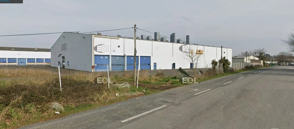 Vente Entrepôt 4 302 m² - Photo 1