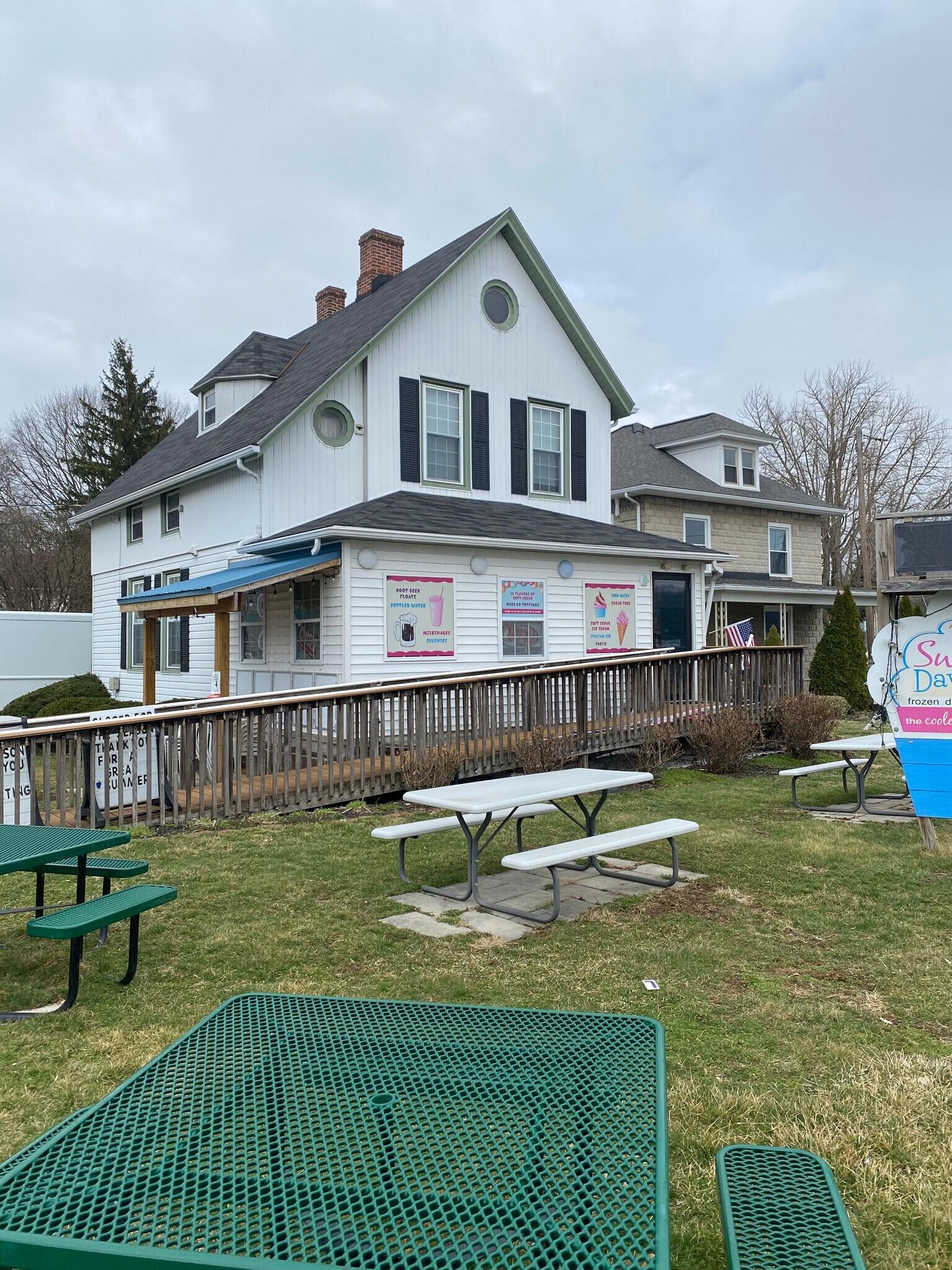 400 E Main St, Hummelstown, PA 17036 Mixed UseEast Main St