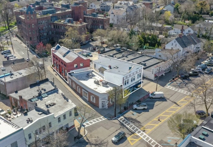 75 Washington St, Sag Harbor, NY for lease - Aerial - Image 2 of 11