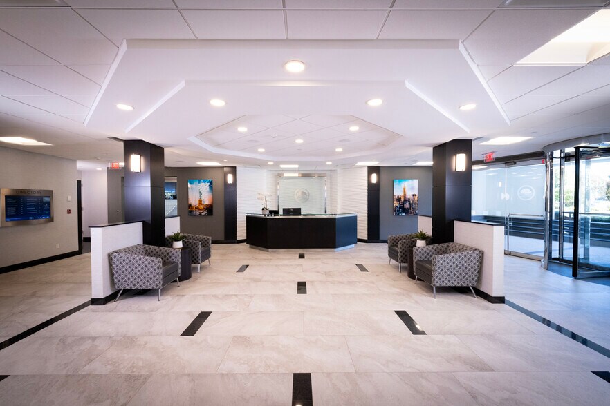 175 Pinelawn Rd, Melville, NY for lease - Interior Photo - Image 3 of 12