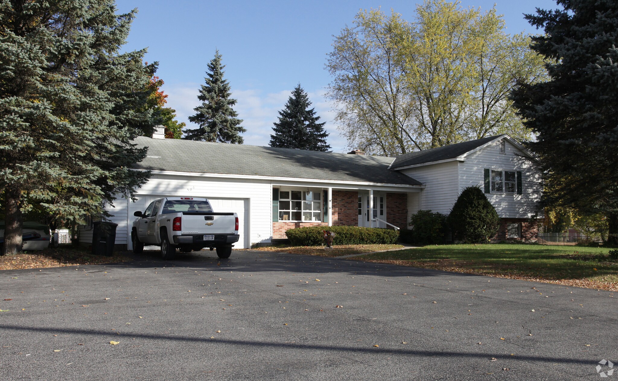 1247 Dix Ave, Hudson Falls, NY for sale Primary Photo- Image 1 of 1