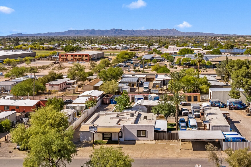 2200 La Osa st, Tucson, AZ for lease - Building Photo - Image 2 of 46