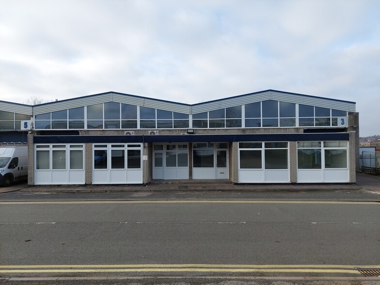 Charlton Dr, Cradley Heath for lease - Building Photo - Image 3 of 7