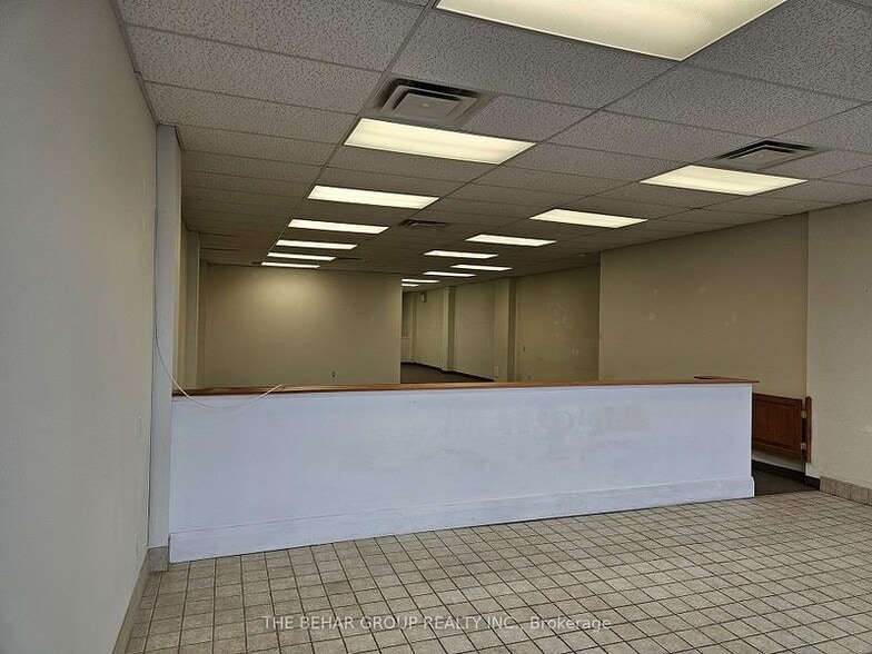 1848 Eglinton Ave, Toronto, ON for lease - Interior Photo - Image 3 of 6