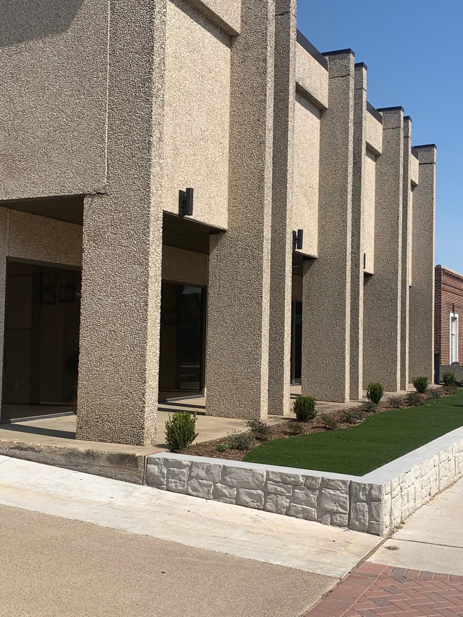 801 E Abram St, Arlington, TX for lease Building Photo- Image 1 of 16