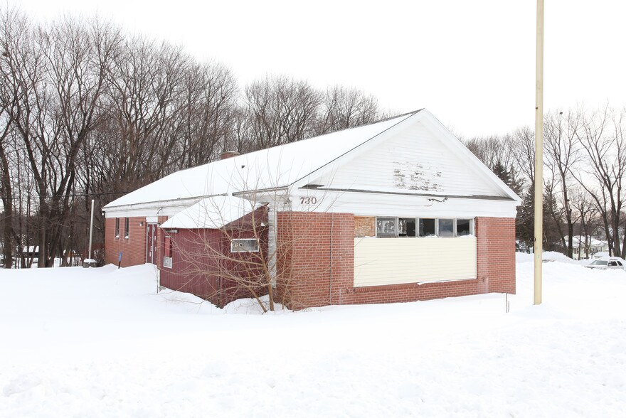 730 Blue Hills Ave, Bloomfield, CT for sale - Building Photo - Image 2 of 9