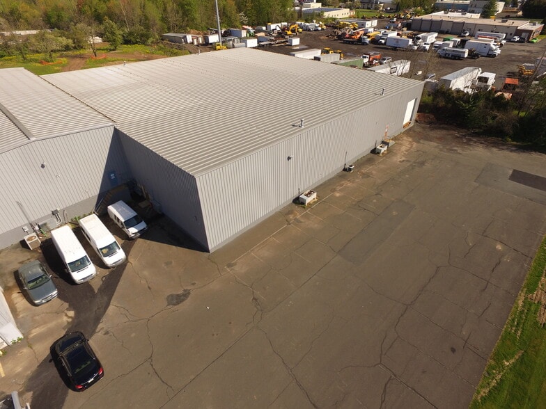 2001 County Line Rd, Warrington, PA for lease - Building Photo - Image 2 of 7