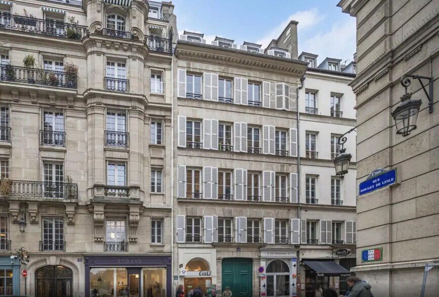 Office in Paris for lease - Building Photo - Image 1 of 9