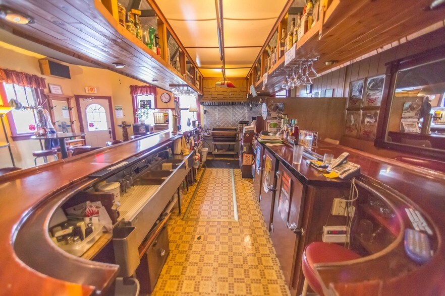 23601 84th St, Salem, WI for sale - Building Photo - Image 1 of 1