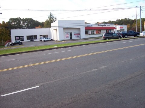 1201-1211 S Broad St, Wallingford, CT for sale Building Photo- Image 1 of 1