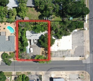 More details for 2002 Southern Oaks Dr, Austin, TX - Retail for Sale