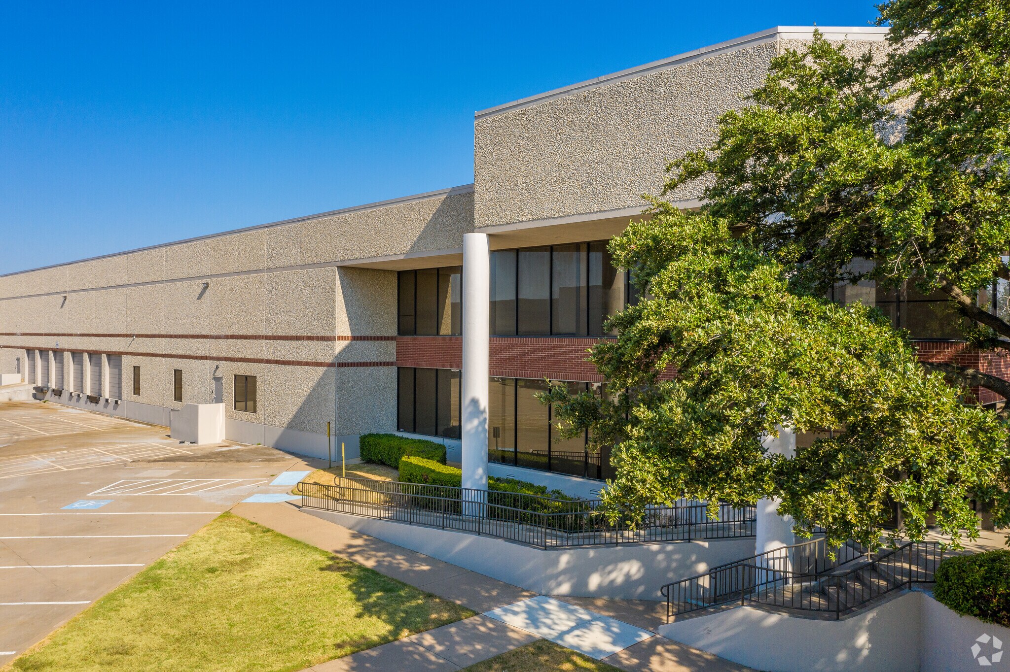 2895 113th St, Grand Prairie, TX for sale Building Photo- Image 1 of 1