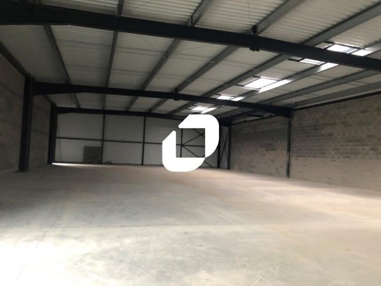 Retail in Anse for sale - Interior Photo - Image 3 of 6