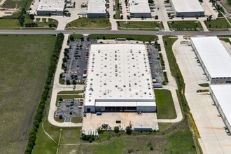 1611 Clovis Barker Rd, San Marcos, TX for lease Building Photo- Image 2 of 5