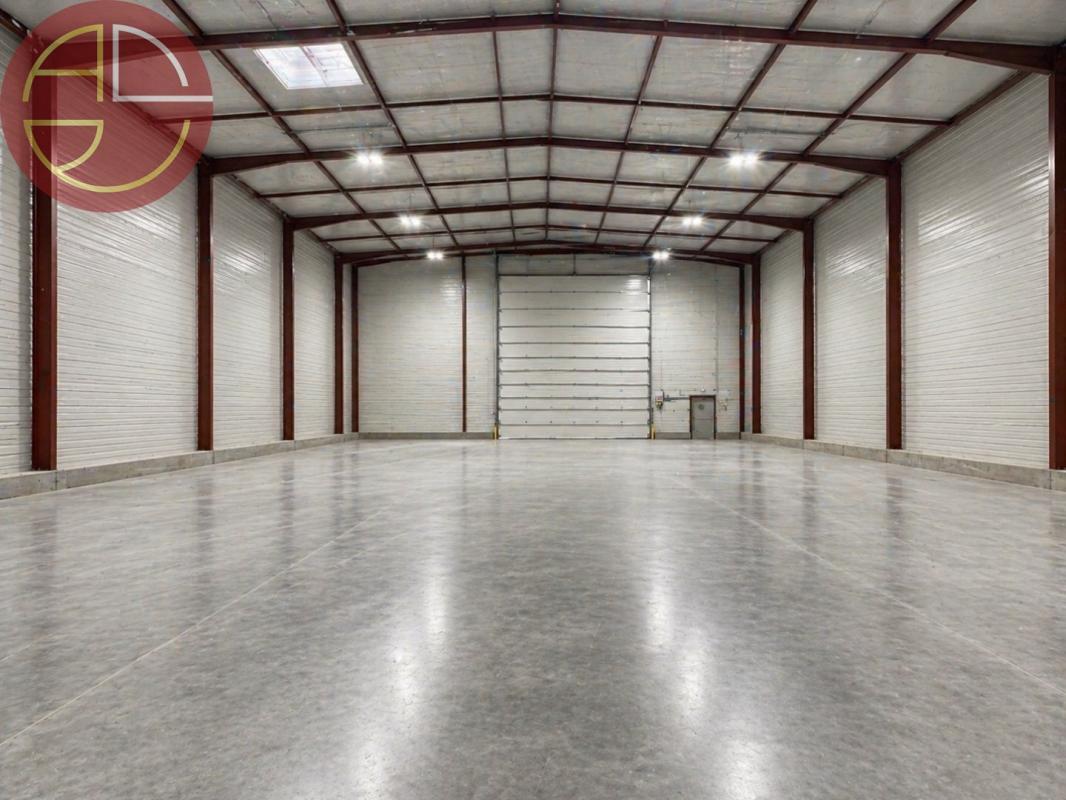 Industrial in Toulouse for lease Interior Photo- Image 1 of 8