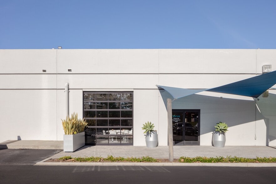 10965-10967 Via Frontera, San Diego, CA for lease - Building Photo - Image 2 of 9