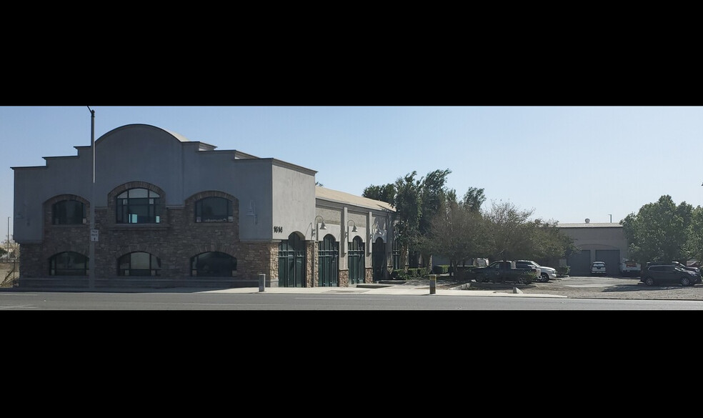 1614 E Holt Blvd, Ontario, CA for lease - Building Photo - Image 1 of 7