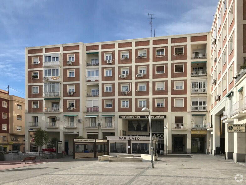 Multifamily in Madrid, Madrid for sale - Primary Photo - Image 1 of 1
