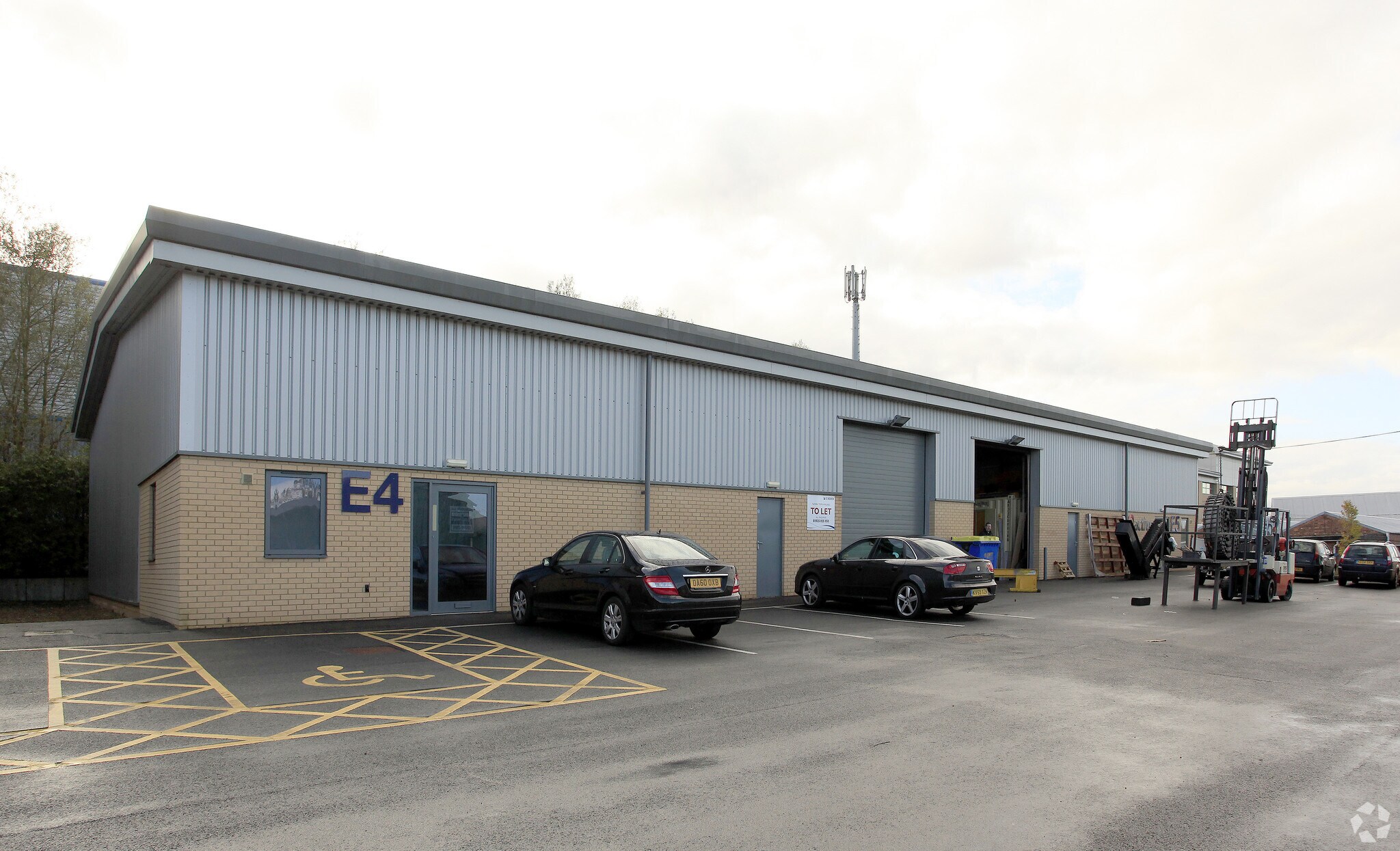 Daten Ave, Warrington for sale Primary Photo- Image 1 of 1