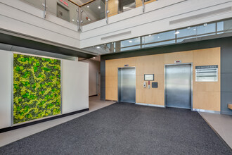 310 Hunt Club Rd, Ottawa, ON for lease Lobby- Image 1 of 11