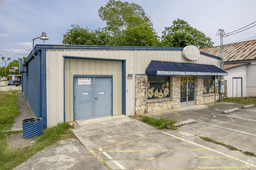 205 1st St, Schertz, TX for sale - Building Photo - Image 1 of 1