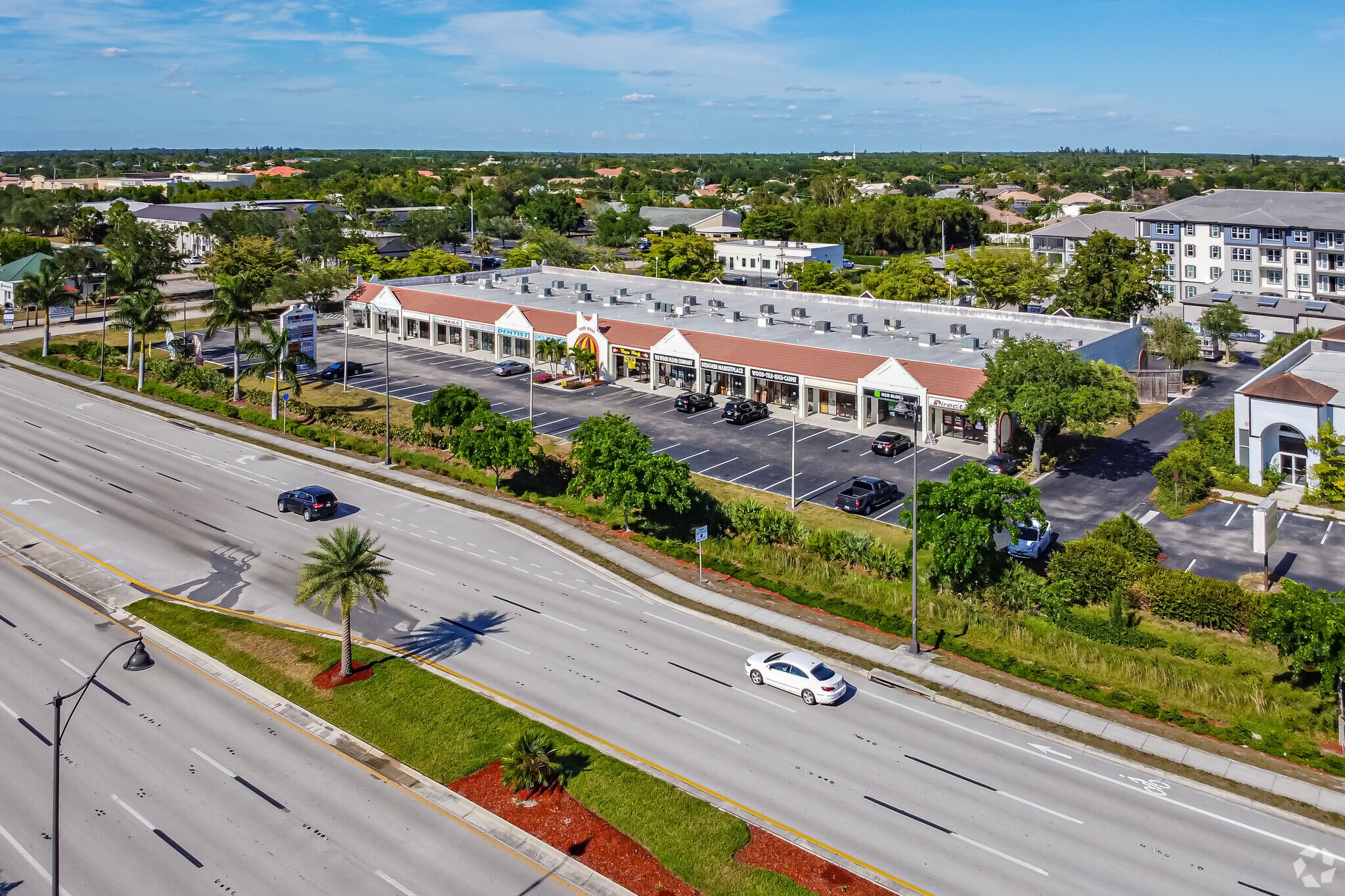 28441 S Tamiami Trl, Bonita Springs, FL 34134 Retail Space for Lease