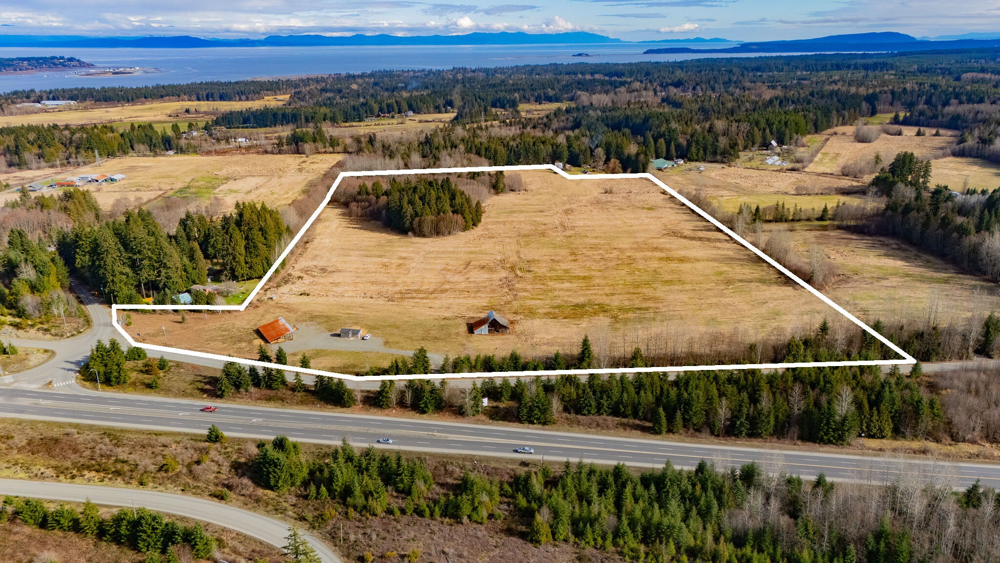 3650 Small Rd, Courtenay, BC for sale Primary Photo- Image 1 of 1