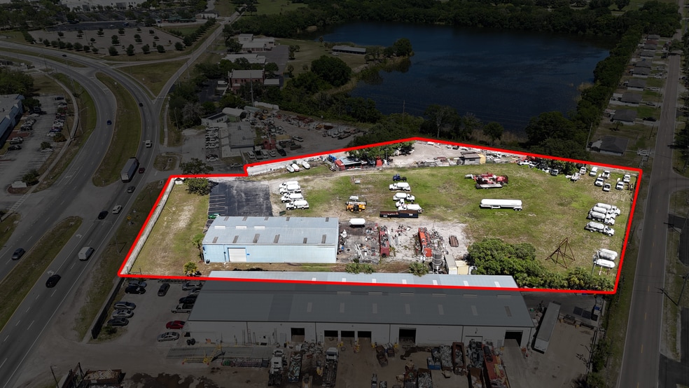 4511 N 56th St, Tampa, FL for lease - Building Photo - Image 3 of 9