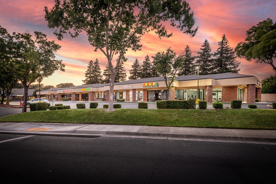 995 Oliver Rd, Fairfield, CA for lease - Building Photo - Image 1 of 7