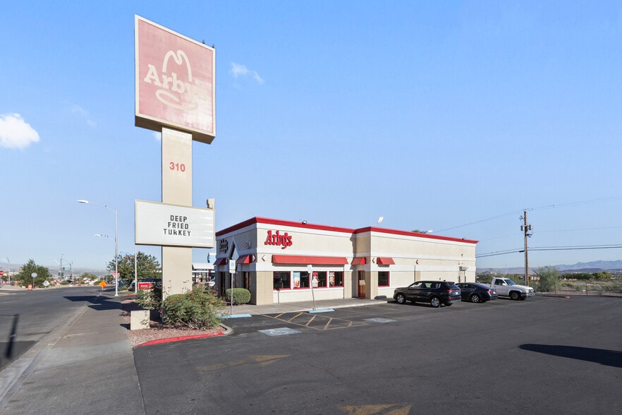 310 S Boulder Hwy, Henderson, NV for lease - Building Photo - Image 2 of 53