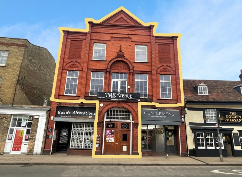 67 High St, Biggleswade for sale - Building Photo - Image 1 of 1