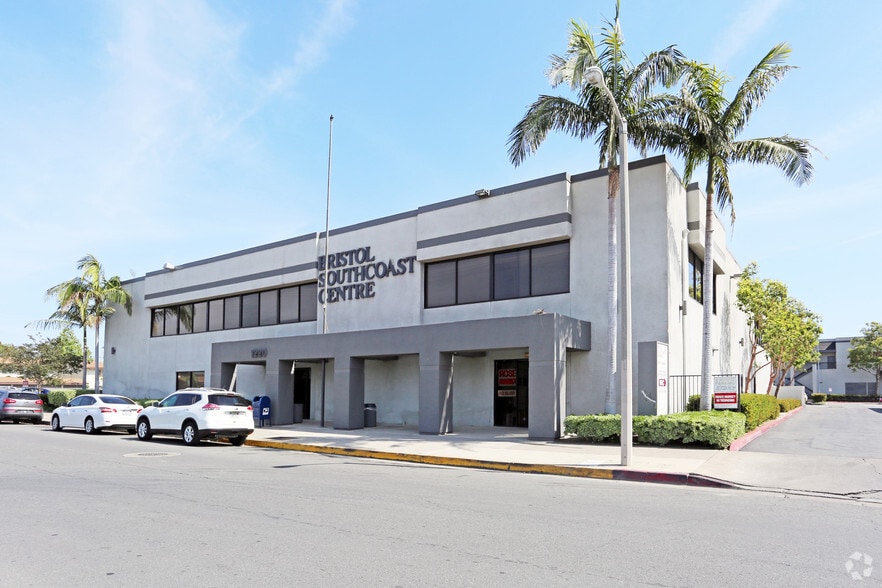 1220 Hemlock Way, Santa Ana, CA for lease - Building Photo - Image 2 of 8