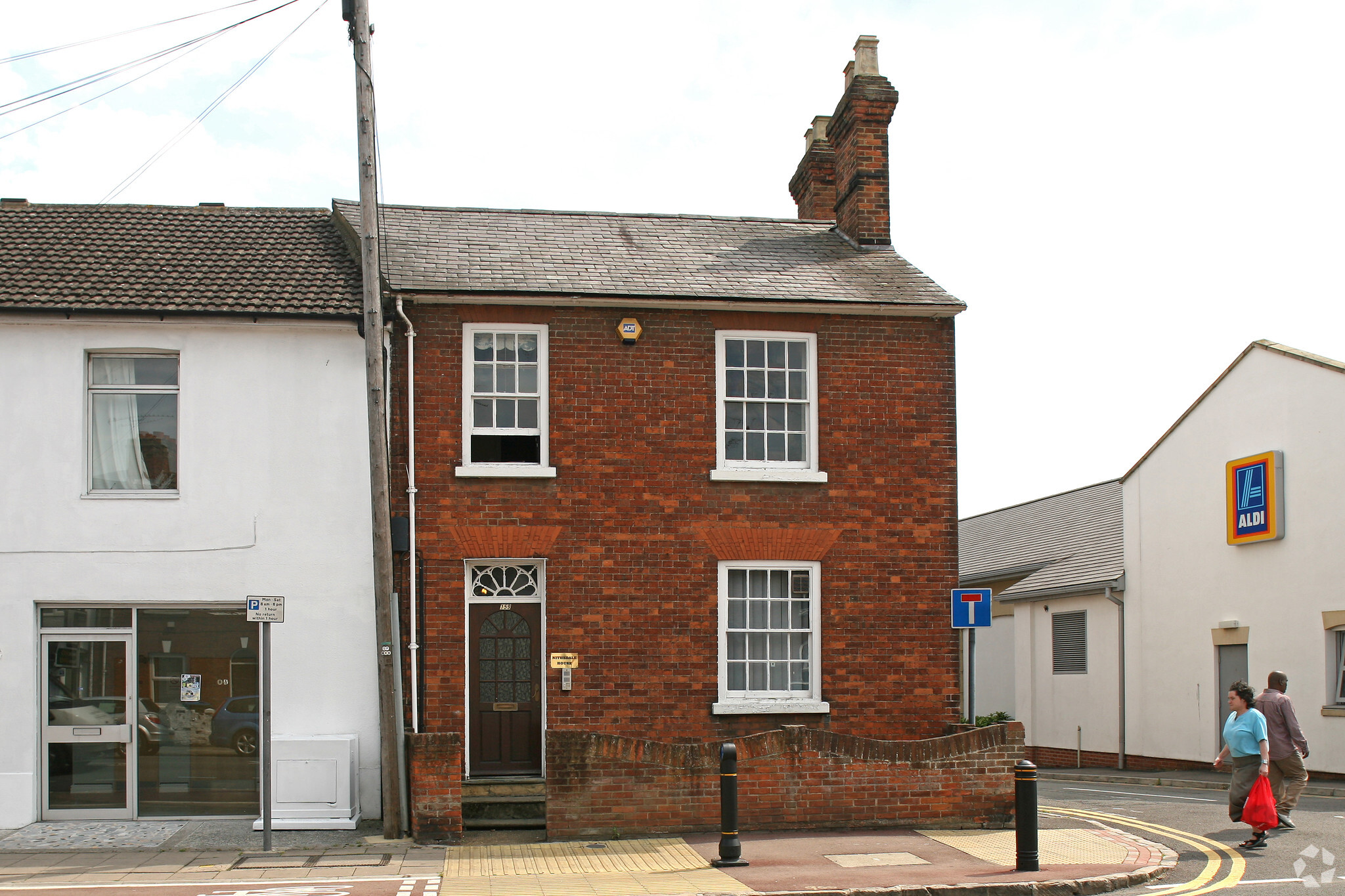 159 Cambridge St, Aylesbury for lease Building Photo- Image 1 of 7