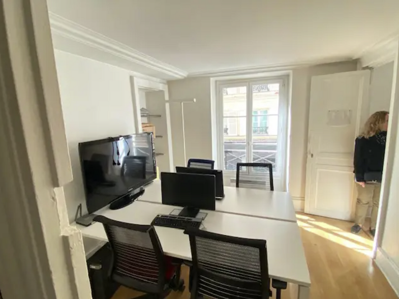 Office in Paris for lease - Interior Photo - Image 3 of 3