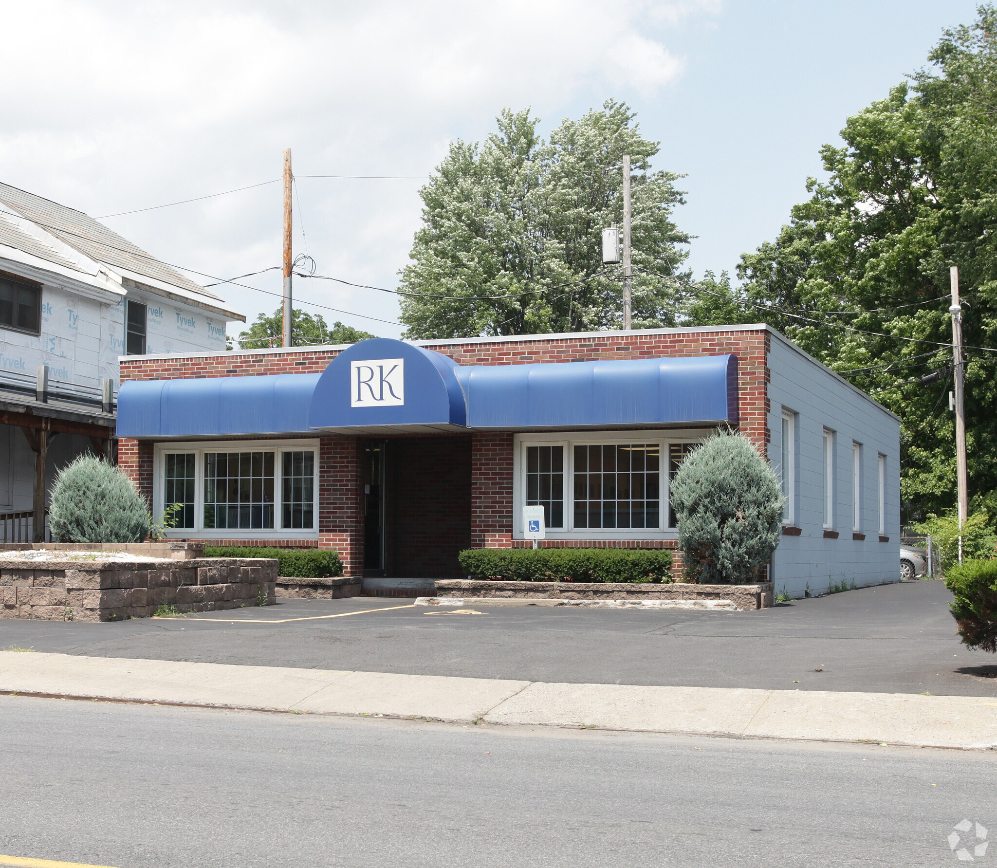 6 E Washington St, Glens Falls, NY for sale Primary Photo- Image 1 of 1