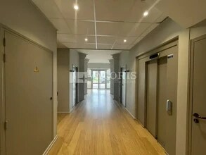 Office in Lyon for lease Interior Photo- Image 1 of 7