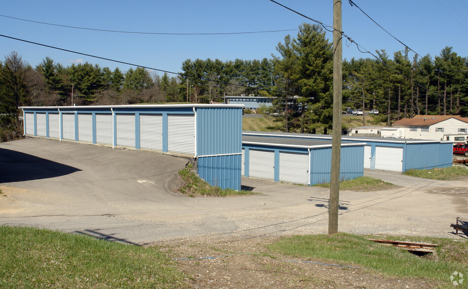 120 Stanaford, Beckley, WV for sale - Primary Photo - Image 1 of 1