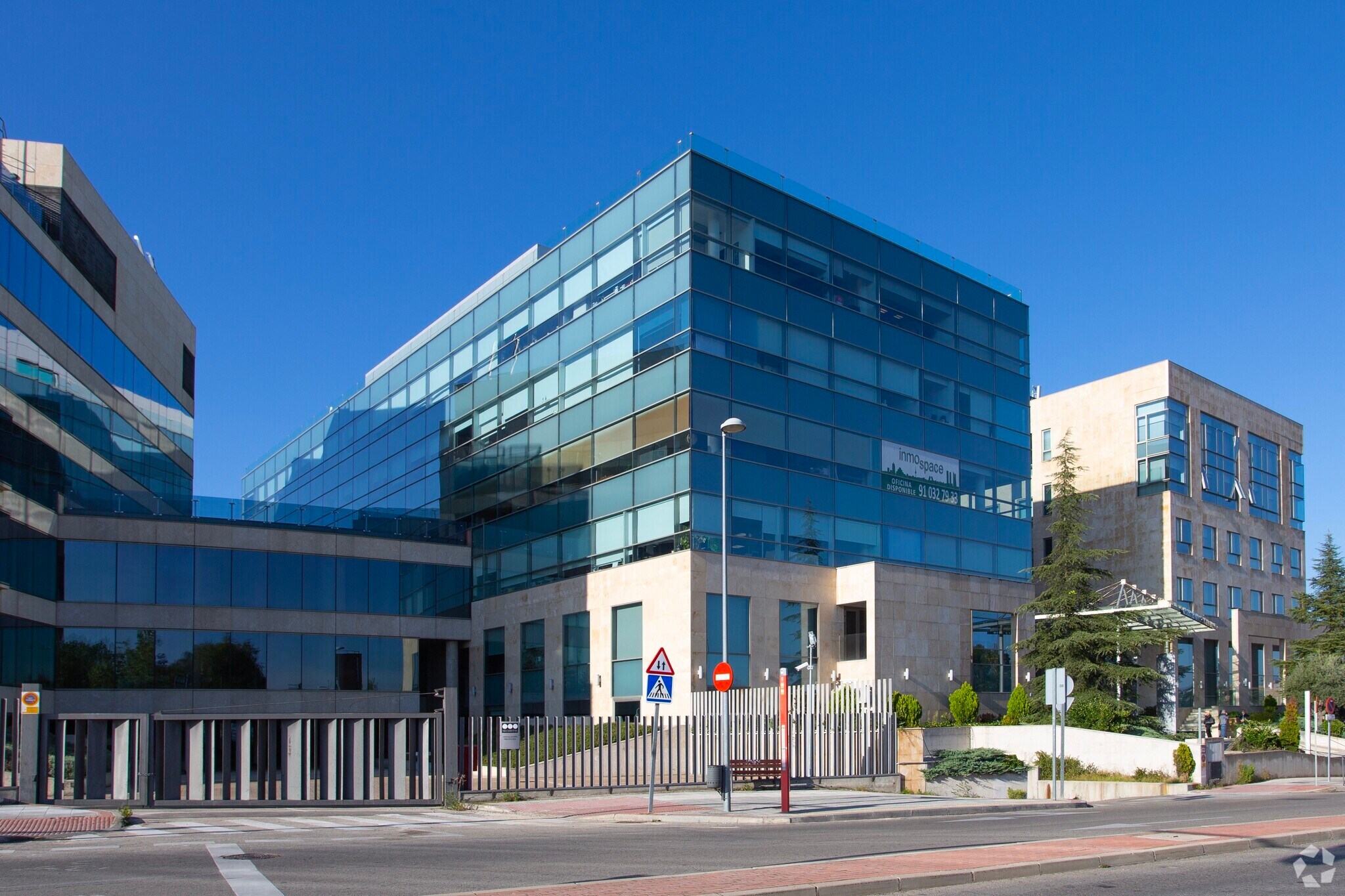 Avenida Transición Española, 24, Alcobendas, Madrid for lease Primary Photo- Image 1 of 6