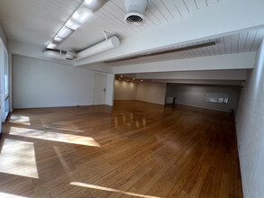 7462 N Figueroa St, Los Angeles, CA for lease Building Photo- Image 1 of 4