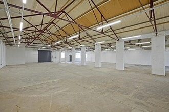 Burley Hill Trading Est, Leeds for lease Interior Photo- Image 2 of 5