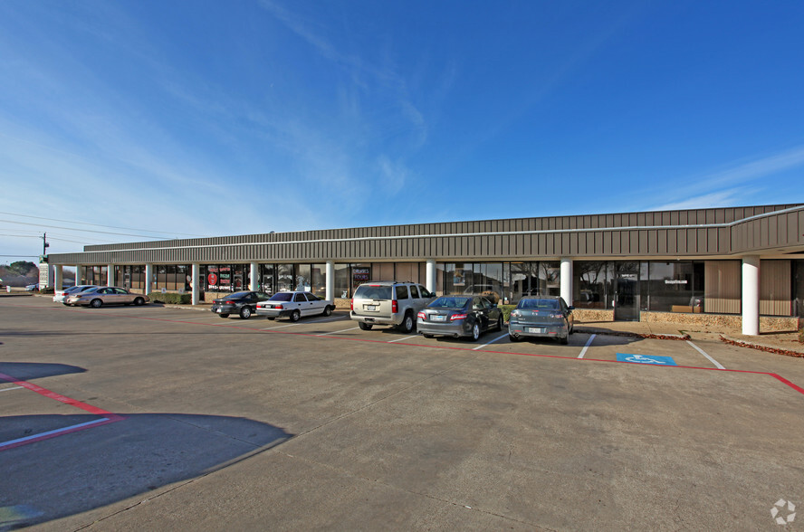 803 E Main St, Allen, TX for lease - Building Photo - Image 2 of 2