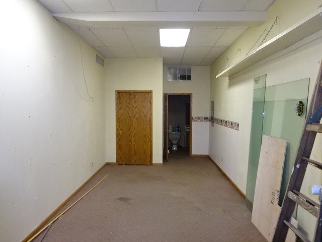 2501 Church St, Stevens Point, WI for lease - Interior Photo - Image 2 of 15