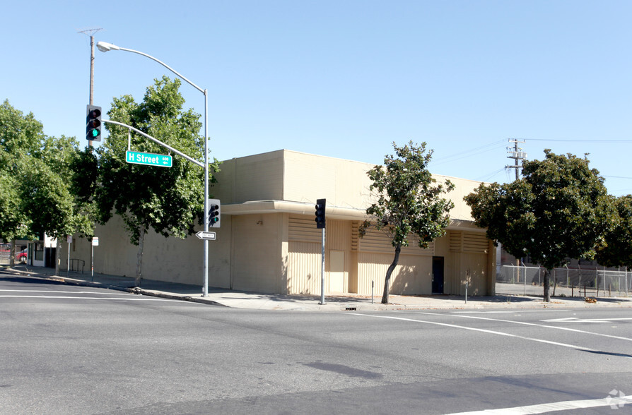 701 H St, Modesto, CA for sale - Building Photo - Image 1 of 11