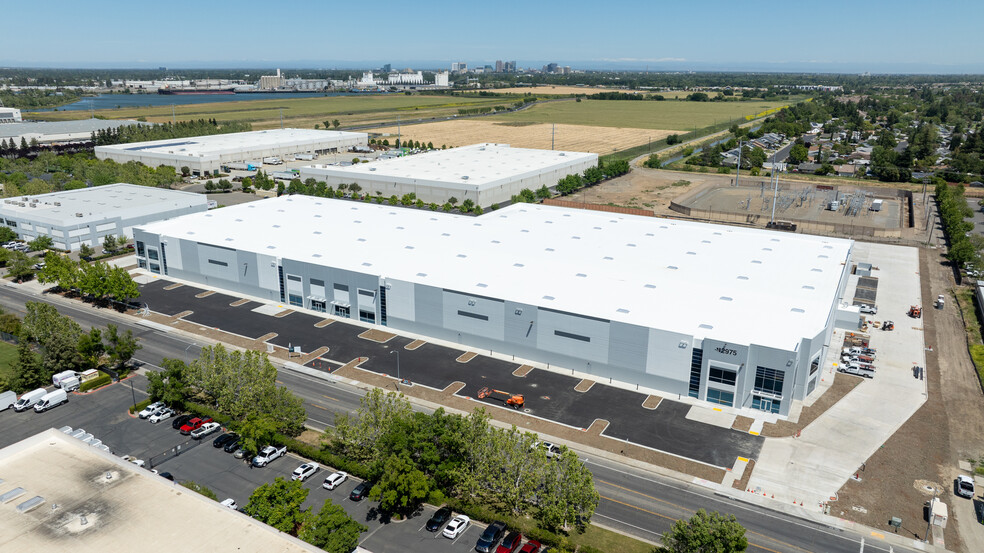 2975 Ramco St, West Sacramento, Ca 95691 - Southport Logistics Center 